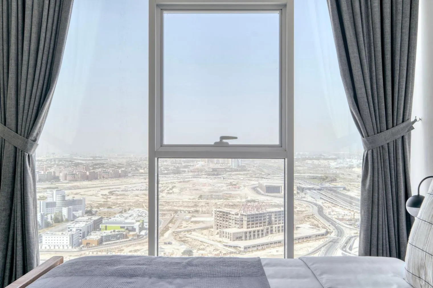 Blueground Laguna Tower Pool Parking Dxb-1334 Dubaj 0*,