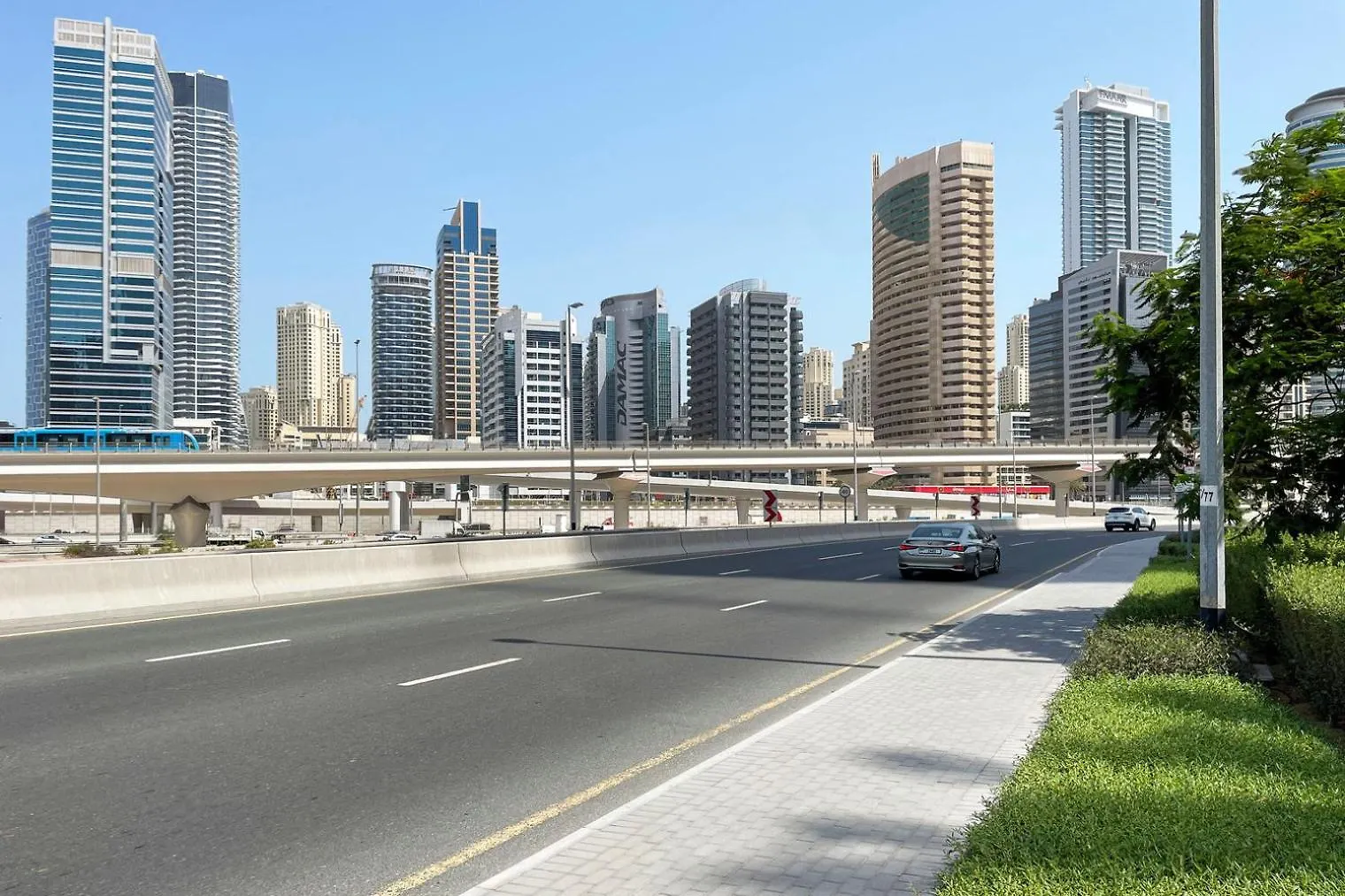Blueground Laguna Tower Pool Parking Dxb-1334 Dubai United Arab Emirates